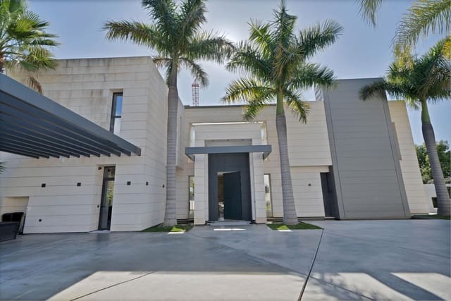 Villa/Maison de 6 chambres à louer à Marbella avec piscine - 35 000 € (Ref: 9720213)