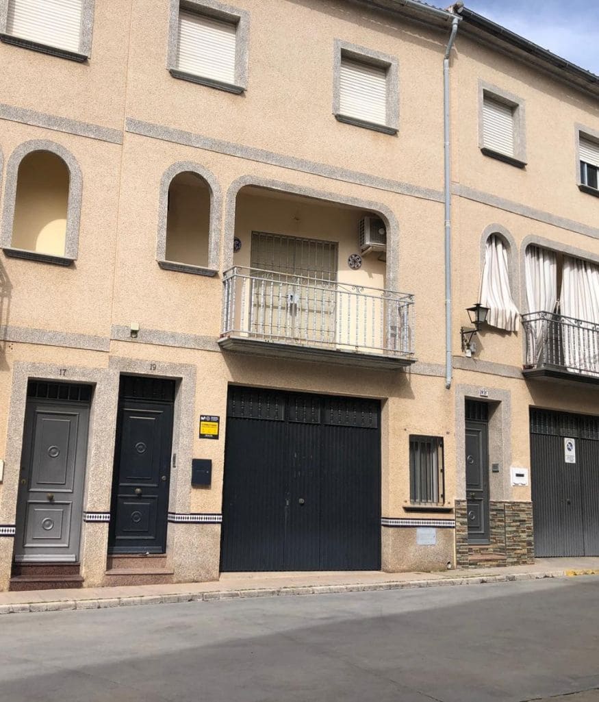 4 soverom Rekkehus til salgs i Cuevas de San Marcos - € 145 000 (Ref: 9721904)