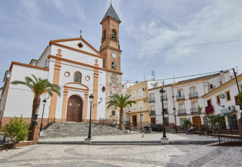4 bedroom Terraced Villa for sale in Cuevas de San Marcos - € 145,000 (Ref: 9721904)