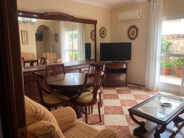 4 sypialnia Dom szeregowy na sprzedaż w Cuevas de San Marcos - 129 000 € (Ref: 9721904)