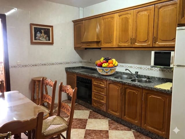 4 sypialnia Dom szeregowy na sprzedaż w Cuevas de San Marcos - 129 000 € (Ref: 9721904)