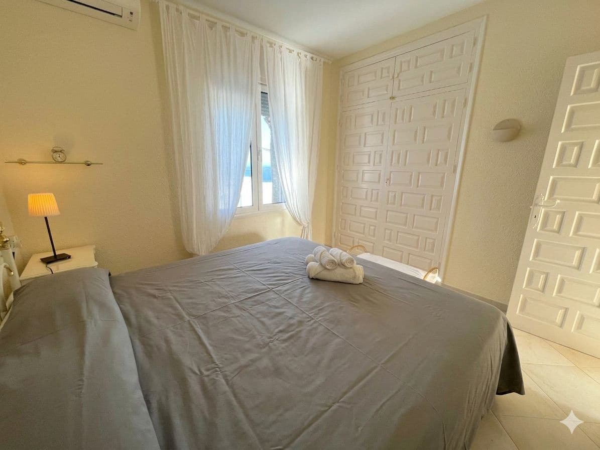 2 bedroom Apartment for sale in Almunecar - € 260,000 (Ref: 9721905)