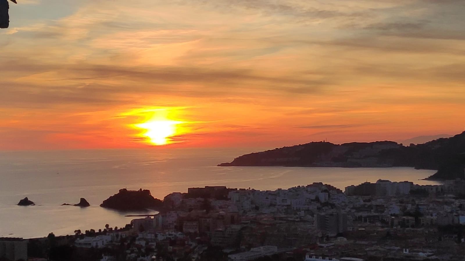 2 bedroom Apartment for sale in Almunecar - € 260,000 (Ref: 9721905)