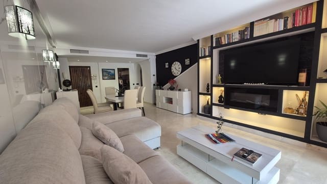 2 soveværelse Lejlighed til salg i Los Flamingos, Benahavís med swimmingpool garage - € 449.000 (Ref: 9721906)