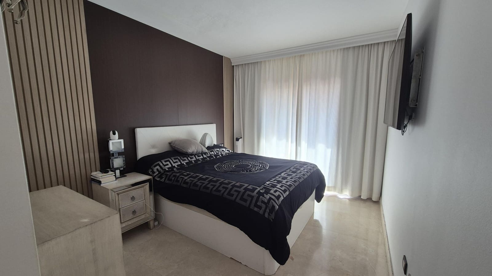 Apartamento de 2 habitaciones en Los Flamingos en venta con piscina garaje - 449.000 € (Ref: 9721906)