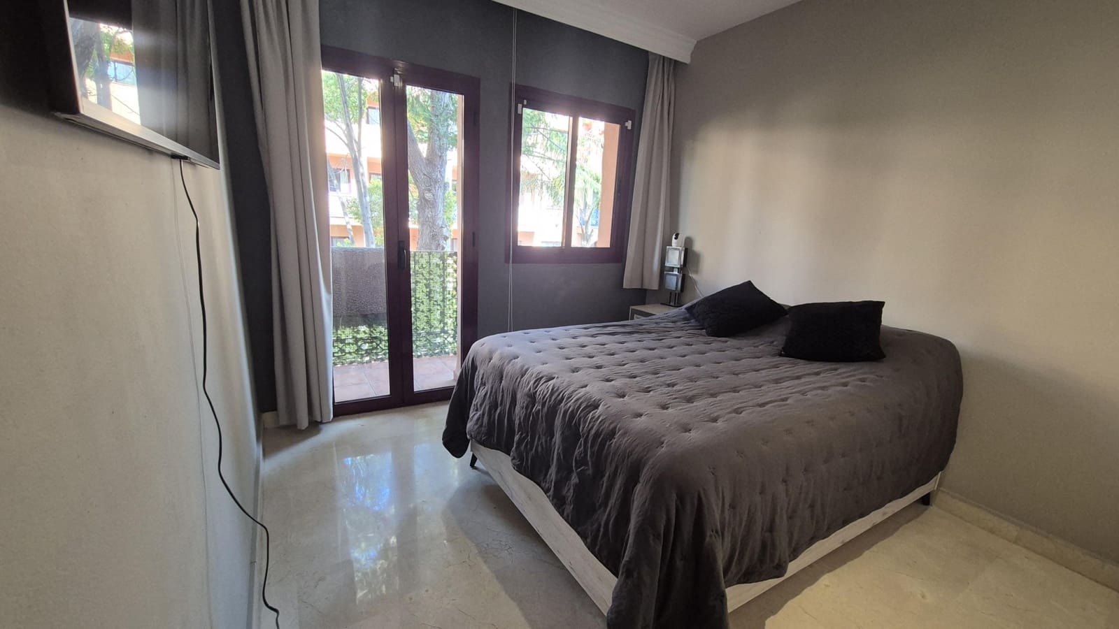 Apartamento de 2 habitaciones en Los Flamingos en venta con piscina garaje - 449.000 € (Ref: 9721906)