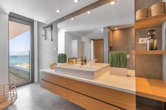 6 soverom Villa til salgs i Marbella med svømmebasseng garasje - € 6 500 000 (Ref: 9739030)