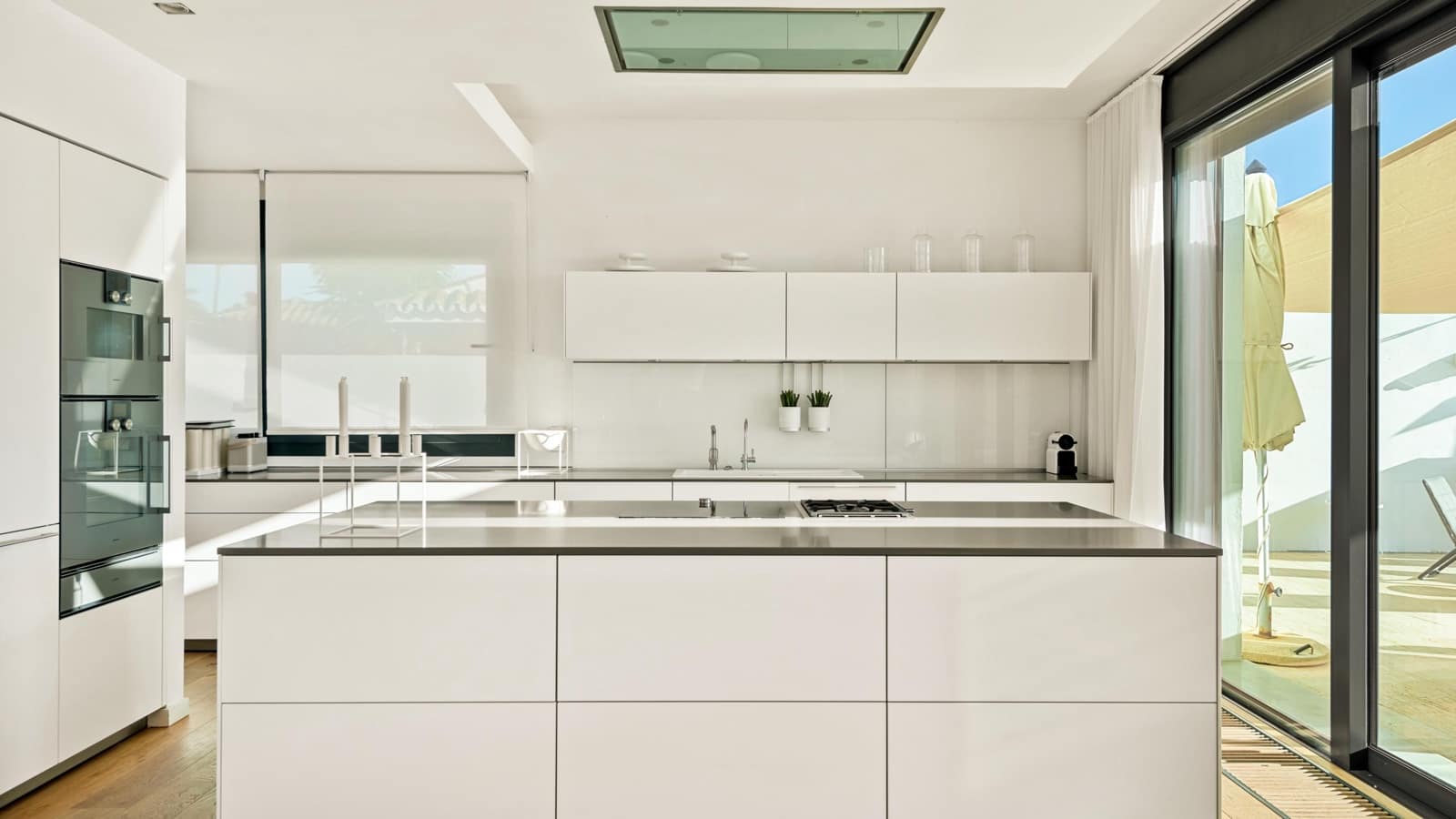 6 slaapkamer Villa te koop in Marbella met zwembad garage - € 6.500.000 (Ref: 9739030)