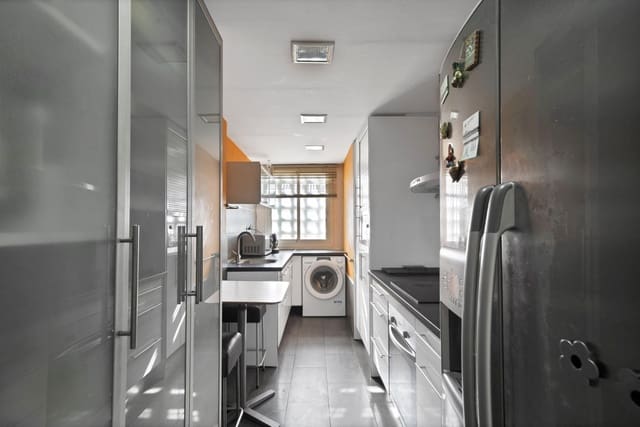 3 camera da letto Attico in vendita in Marbella con piscina - 570.000 € (Rif: 9748186)