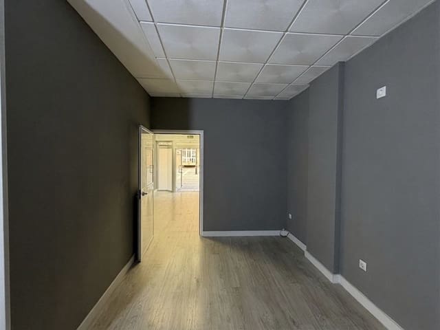 2 sovrum Kommersiell till salu i Altos de Estepona, Estepona - 215 000 € (Ref: 9748187)