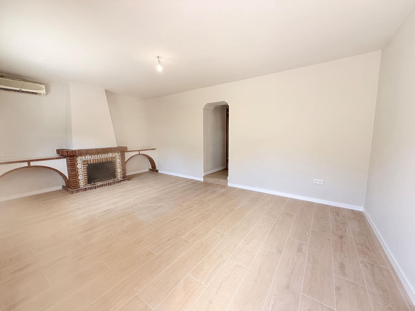 3 slaapkamer Finca/Landhuis te koop in Coin - € 310.000 (Ref: 9755940)