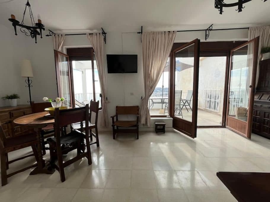 2 bedroom Apartment for sale in Almunecar - € 260,000 (Ref: 9759172)