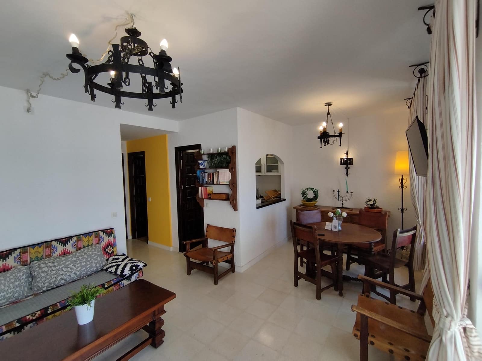 2 bedroom Apartment for sale in Almunecar - € 260,000 (Ref: 9759172)
