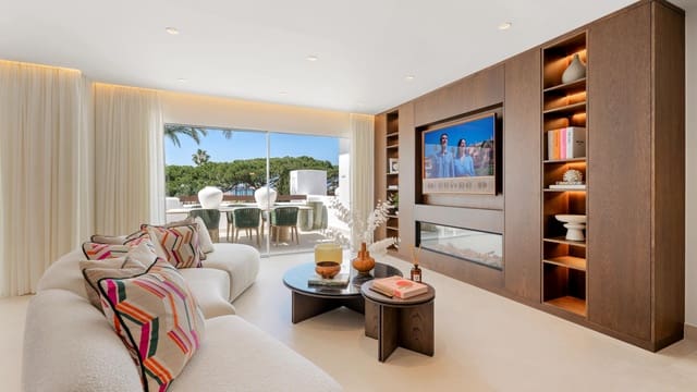 3 sovrum Lägenhet till salu i Los Monteros, Marbella med pool garage - 2 450 000 € (Ref: 9759173)