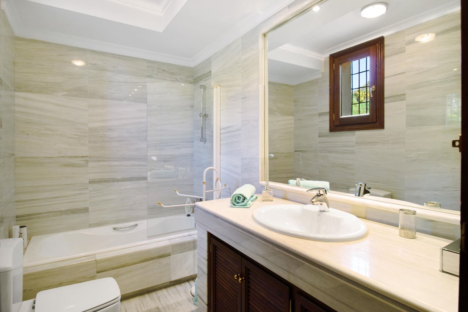 6 soveværelse Villa til leje i Golden Mile med swimmingpool - € 18.000 (Ref: 9762158)