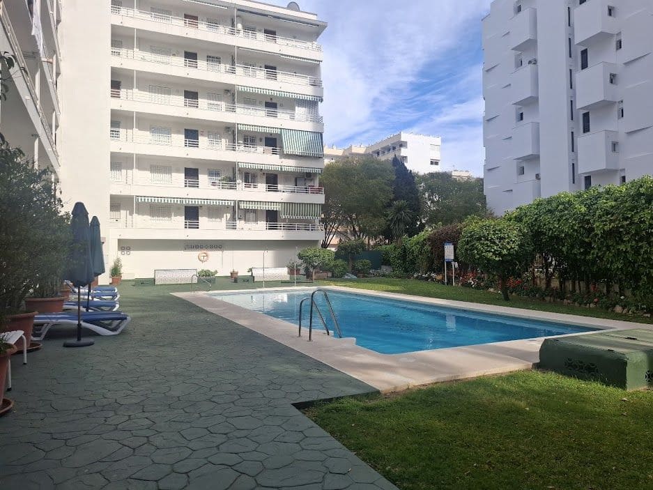 3 slaapkamer Appartement te koop in Marbella met zwembad - € 620.000 (Ref: 9770828)