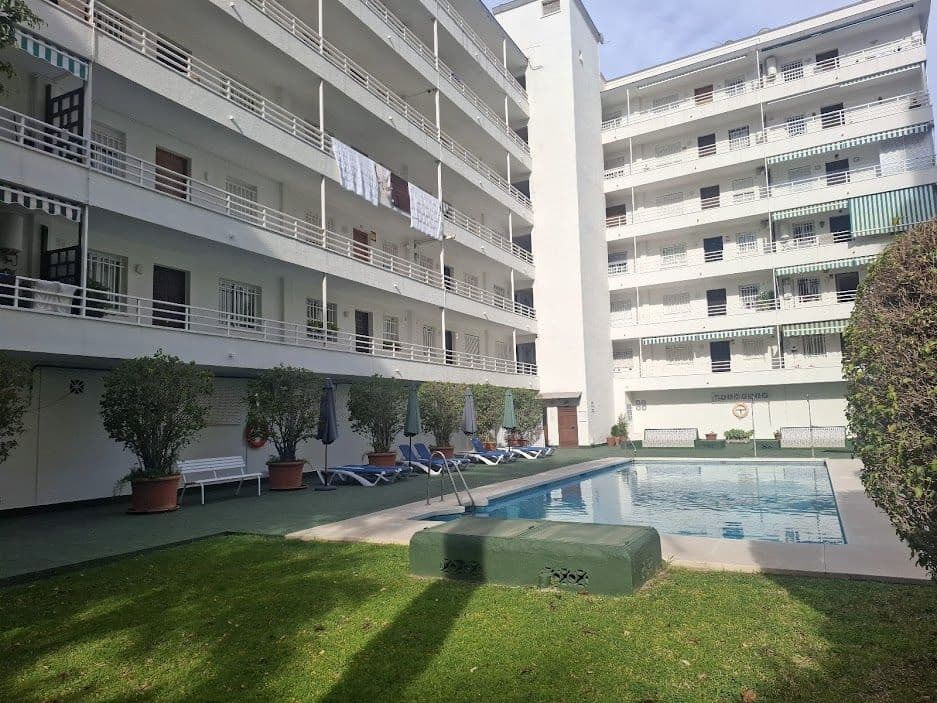 3 slaapkamer Appartement te koop in Marbella met zwembad - € 620.000 (Ref: 9770828)