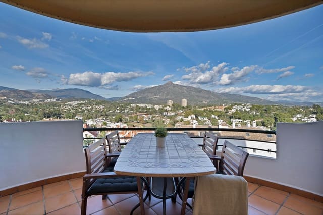 2 bedroom Apartment for rent in Nueva Andalucia, Marbella with pool garage - € 3,000 (Ref: 9773291)