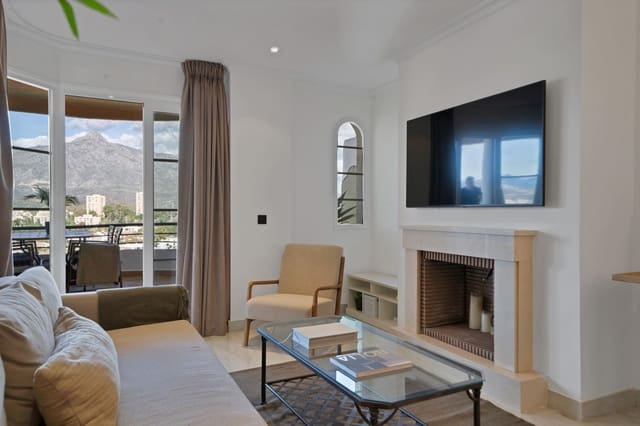 2 Zimmer Apartment zu vermieten in Nueva Andalucia, Marbella mit Pool Garage - 3.000 € (Ref: 9773291)