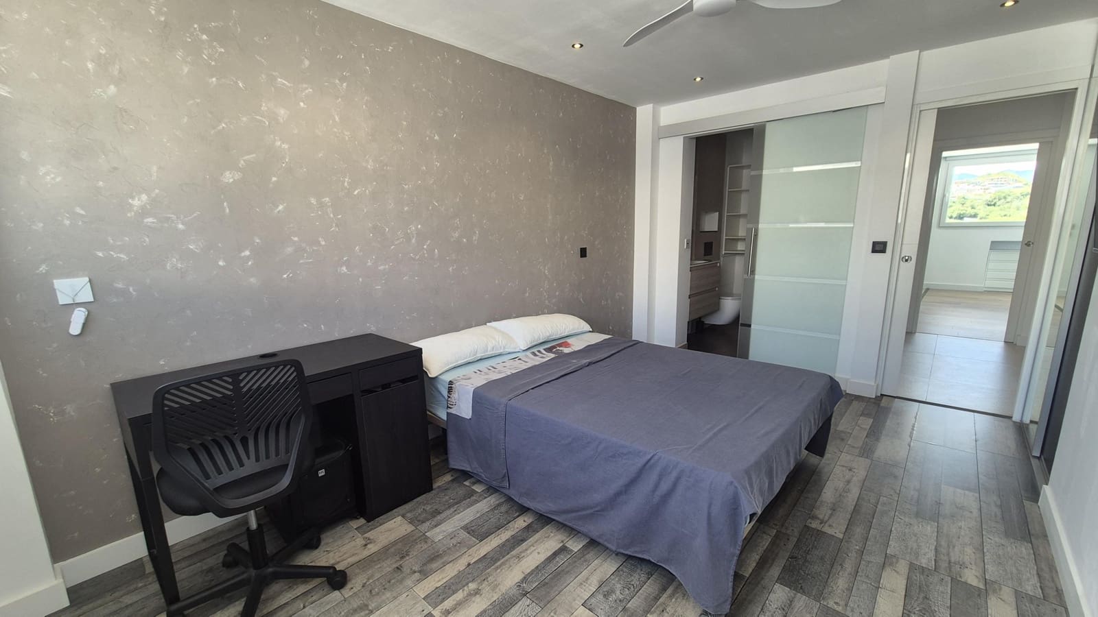 5 sypialnia Dom szeregowy na sprzedaż w La Cala de Mijas z basenem - 950 000 € (Ref: 9773292)