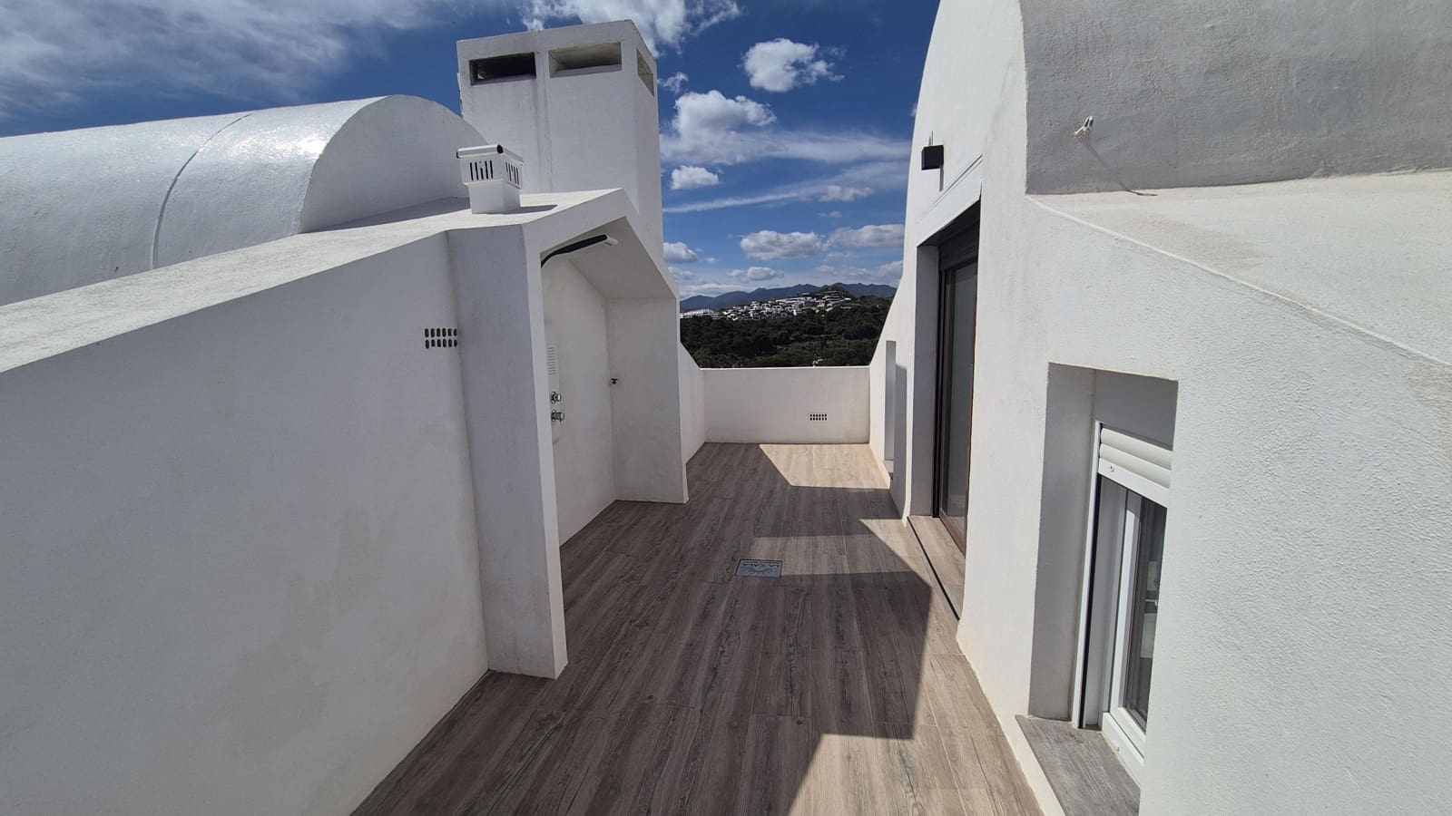 5 sypialnia Dom szeregowy na sprzedaż w La Cala de Mijas z basenem - 950 000 € (Ref: 9773292)