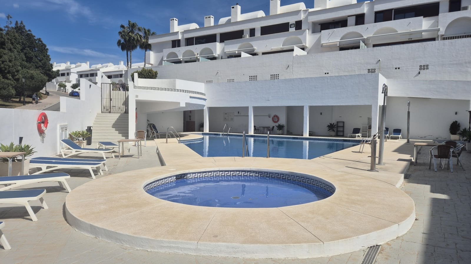 5 sypialnia Dom szeregowy na sprzedaż w La Cala de Mijas z basenem - 950 000 € (Ref: 9773292)