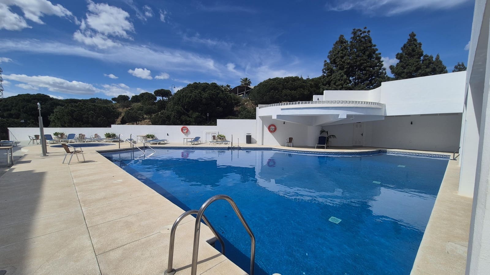 5 sypialnia Dom szeregowy na sprzedaż w La Cala de Mijas z basenem - 950 000 € (Ref: 9773292)