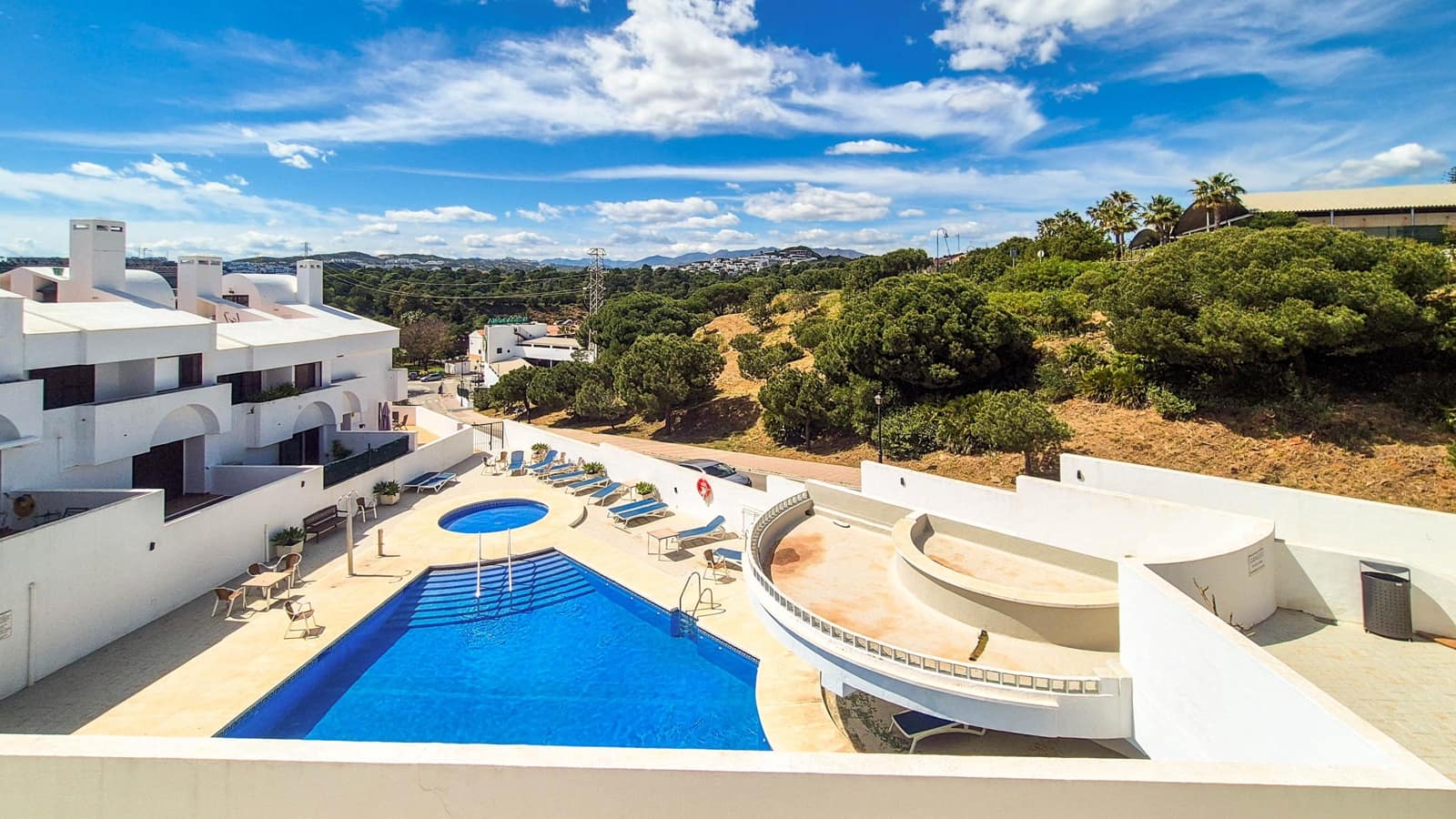 5 bedroom Terraced Villa for sale in La Cala de Mijas with pool garage - € 825,000 (Ref: 9773292)