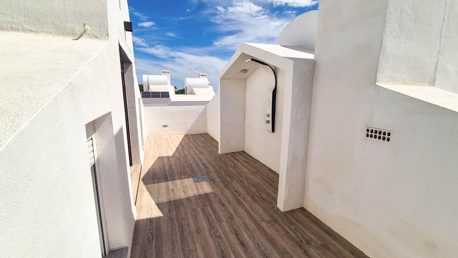 5 bedroom Terraced Villa for sale in La Cala de Mijas with pool garage - € 825,000 (Ref: 9773292)