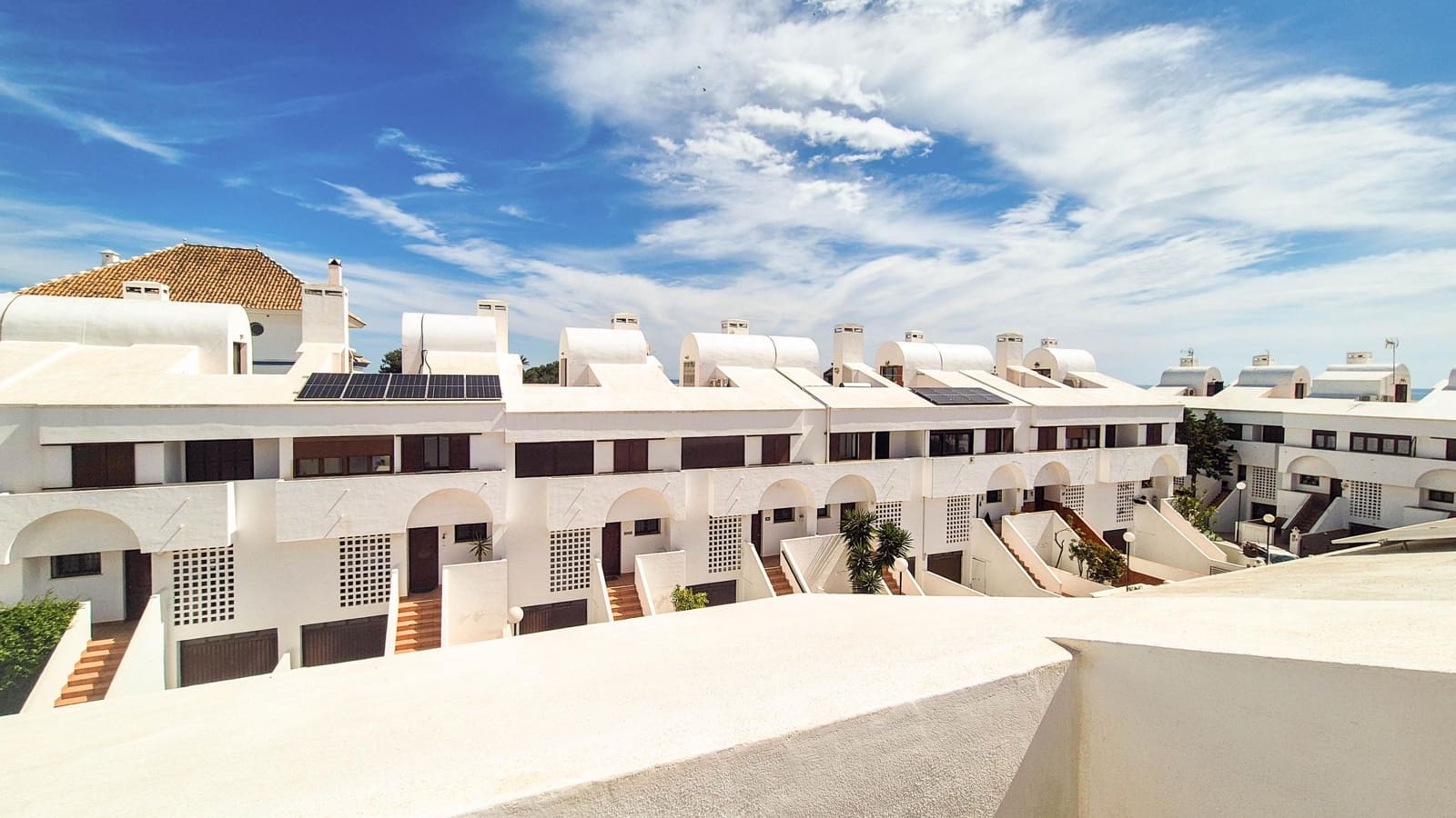 5 bedroom Terraced Villa for sale in La Cala de Mijas with pool garage - € 825,000 (Ref: 9773292)
