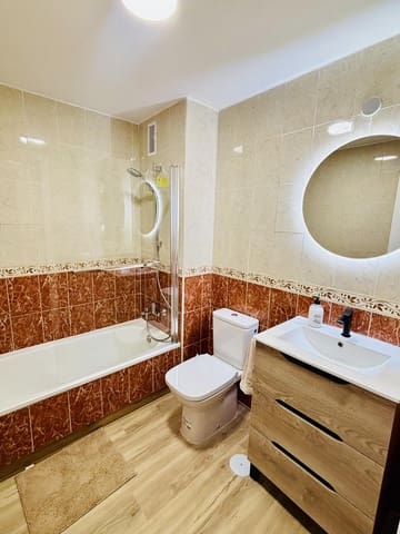 4 sovrum Lägenhet till salu i Málaga stad - 449 500 € (Ref: 9773293)