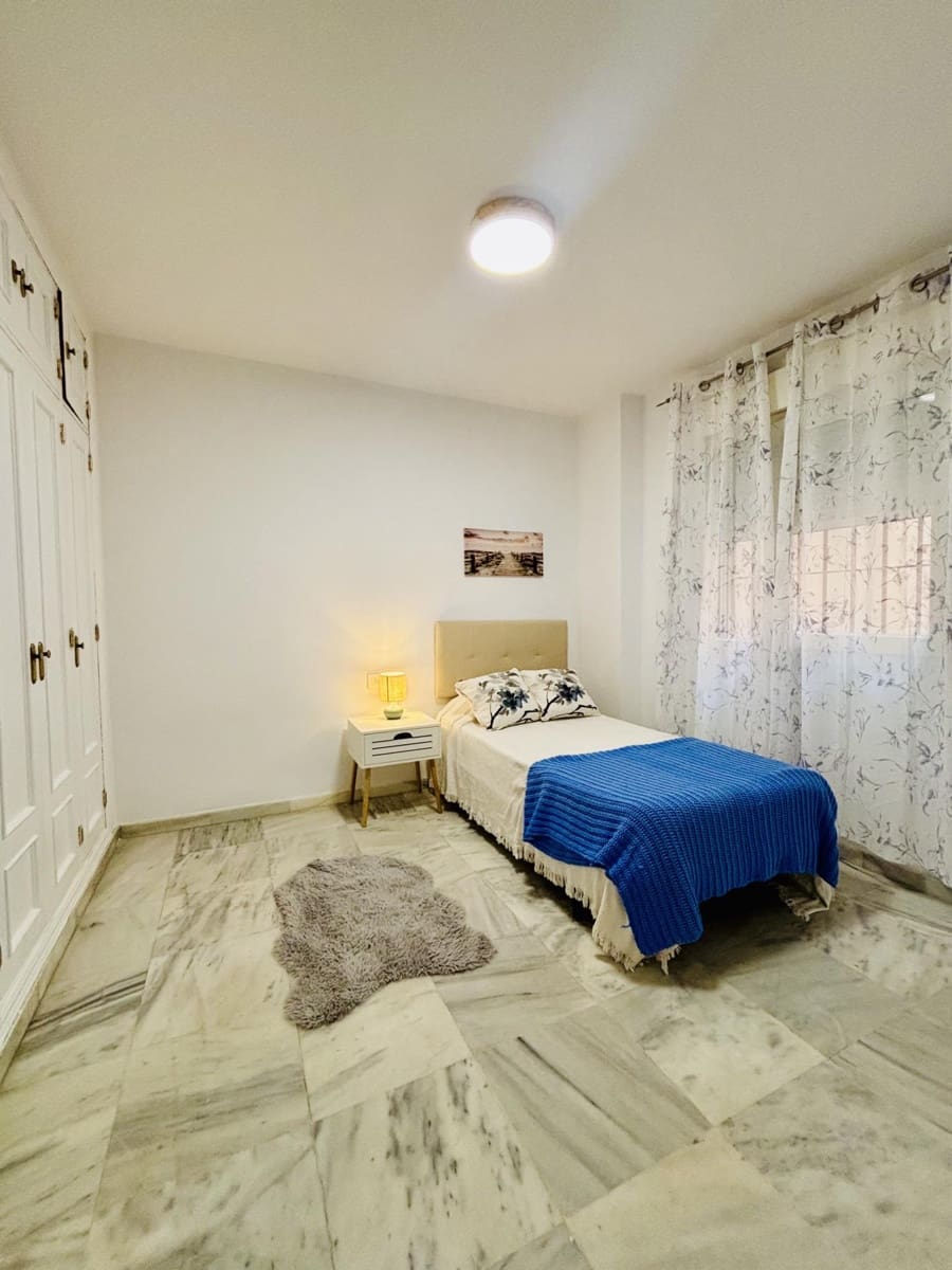 4 sovrum Lägenhet till salu i Malaga stad - 449 500 € (Ref: 9773293)