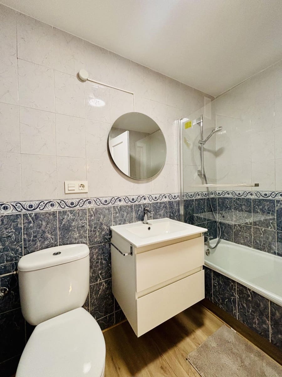 4 sovrum Lägenhet till salu i Malaga stad - 449 500 € (Ref: 9773293)