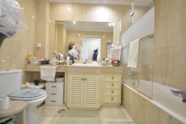 2 slaapkamer Appartement te koop in Elviria, Marbella - € 375.000 (Ref: 9778363)