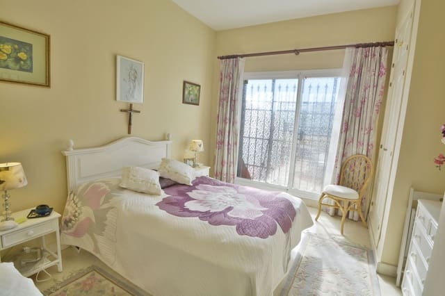 2 quarto Apartamento para venda em Elviria, Marbella com piscina garagem - 375 000 € (Ref: 9778363)