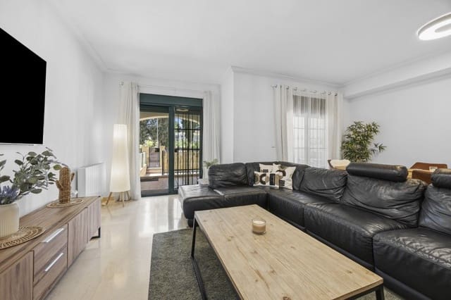 3 soverom Rekkehus til salgs i Marbella med svømmebasseng - € 849 000 (Ref: 9791265)