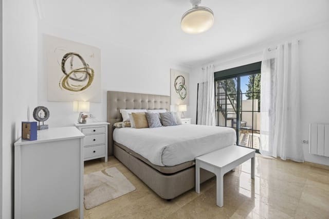 3 soverom Rekkehus til salgs i Marbella med svømmebasseng - € 849 000 (Ref: 9791265)