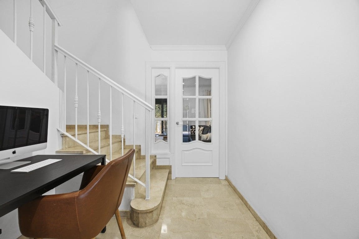 3 soverom Rekkehus til salgs i Marbella med svømmebasseng - € 849 000 (Ref: 9791265)