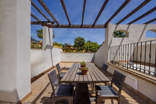 3 bedroom Terraced Villa for sale in Marbella with pool garage - € 849,000 (Ref: 9791265)