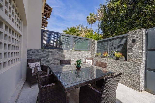 3 bedroom Terraced Villa for sale in Marbella with pool garage - € 849,000 (Ref: 9791265)