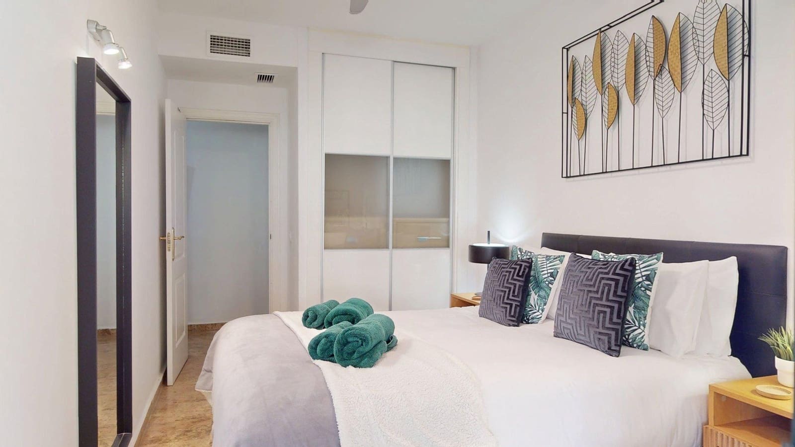 3 sypialnia Apartament na sprzedaż w Marbella z basenem - 685 000 € (Ref: 9794899)