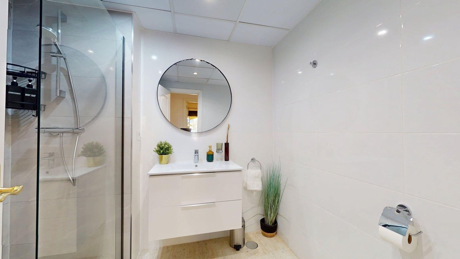 3 sypialnia Apartament na sprzedaż w Marbella z basenem - 685 000 € (Ref: 9794899)