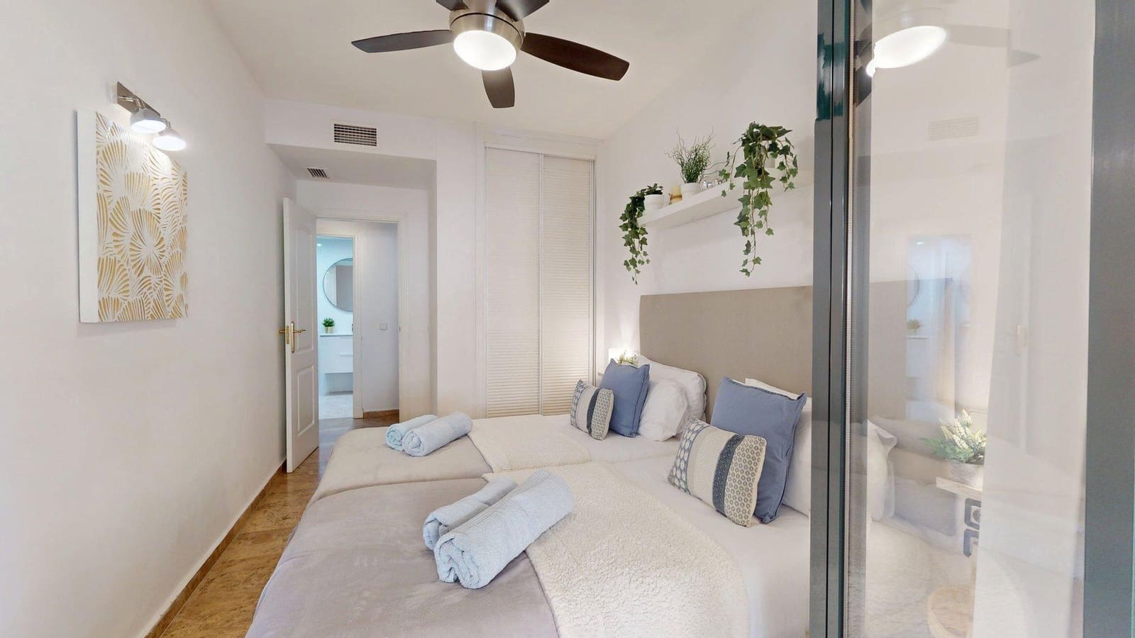 3 sypialnia Apartament na sprzedaż w Marbella z basenem - 685 000 € (Ref: 9794899)