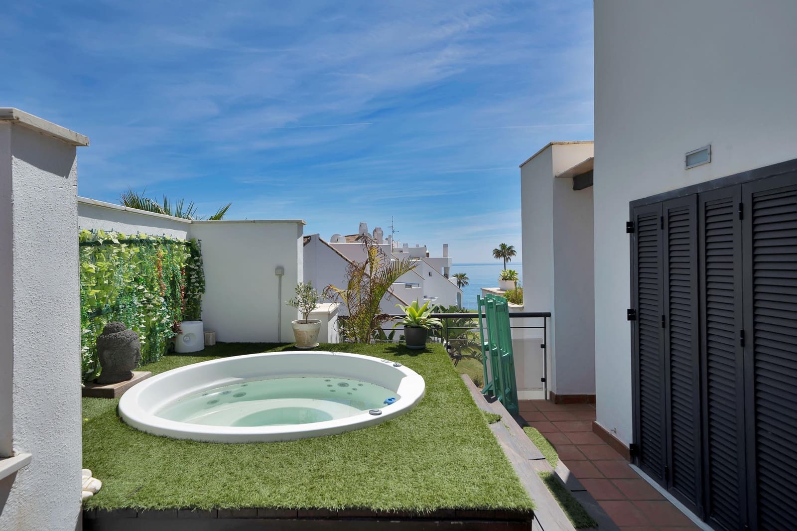 2 soveværelse Penthouse til salg i Bahia de Casares med swimmingpool - € 570.000 (Ref: 9797335)
