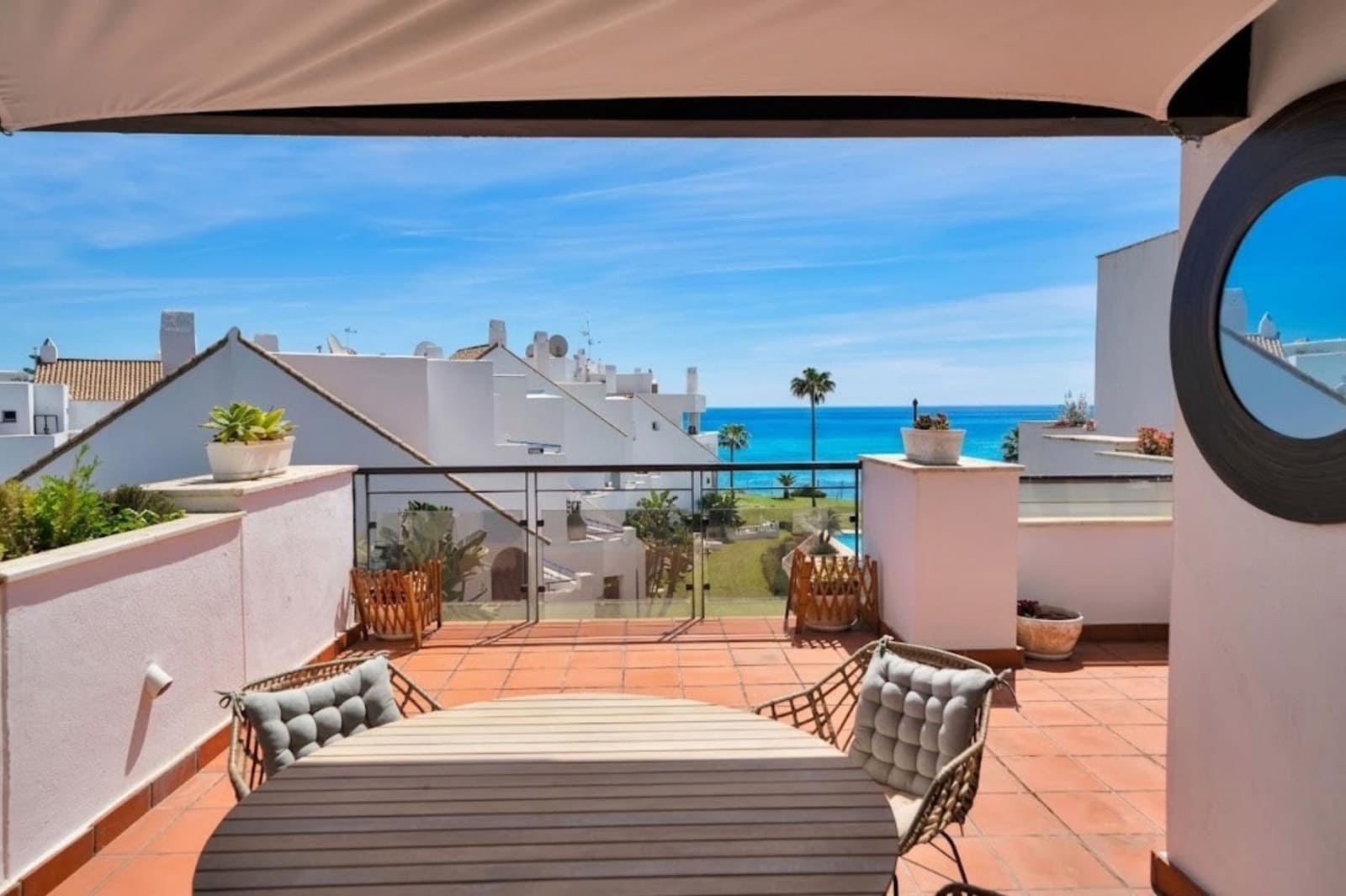 2 soveværelse Penthouse til salg i Bahia de Casares med swimmingpool garage - € 509.000 (Ref: 9797335)