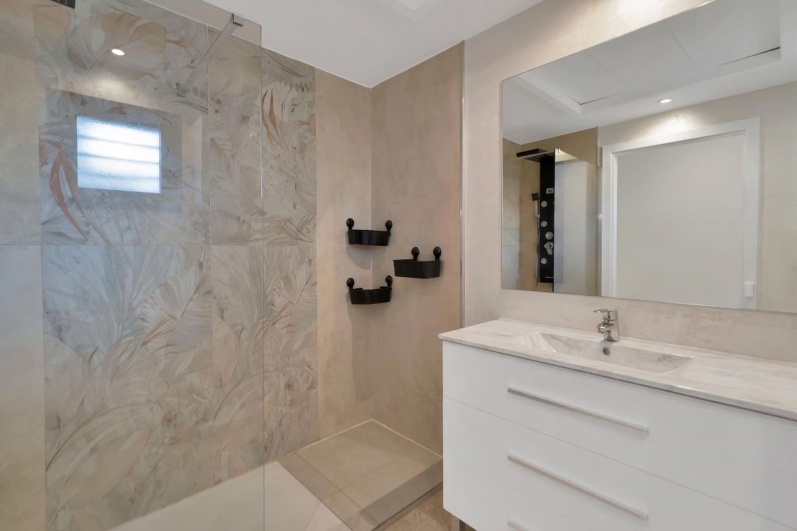 2 soveværelse Penthouse til salg i Bahia de Casares med swimmingpool garage - € 509.000 (Ref: 9797335)