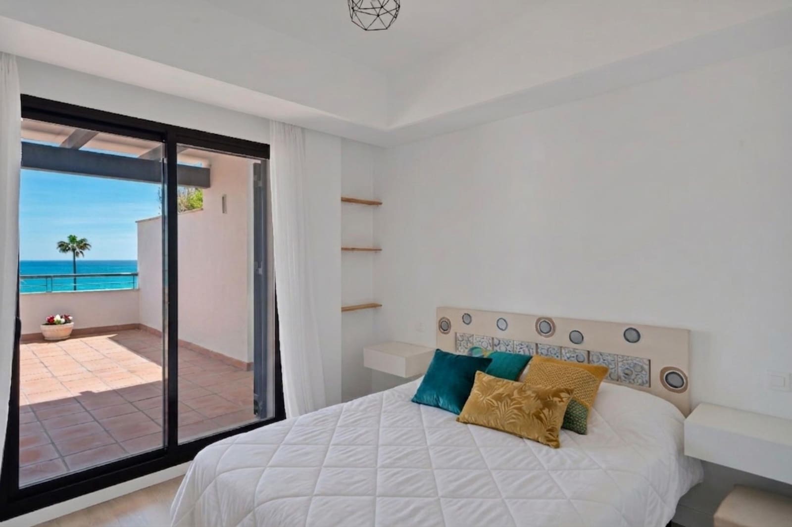 2 soveværelse Penthouse til salg i Bahia de Casares med swimmingpool garage - € 509.000 (Ref: 9797335)
