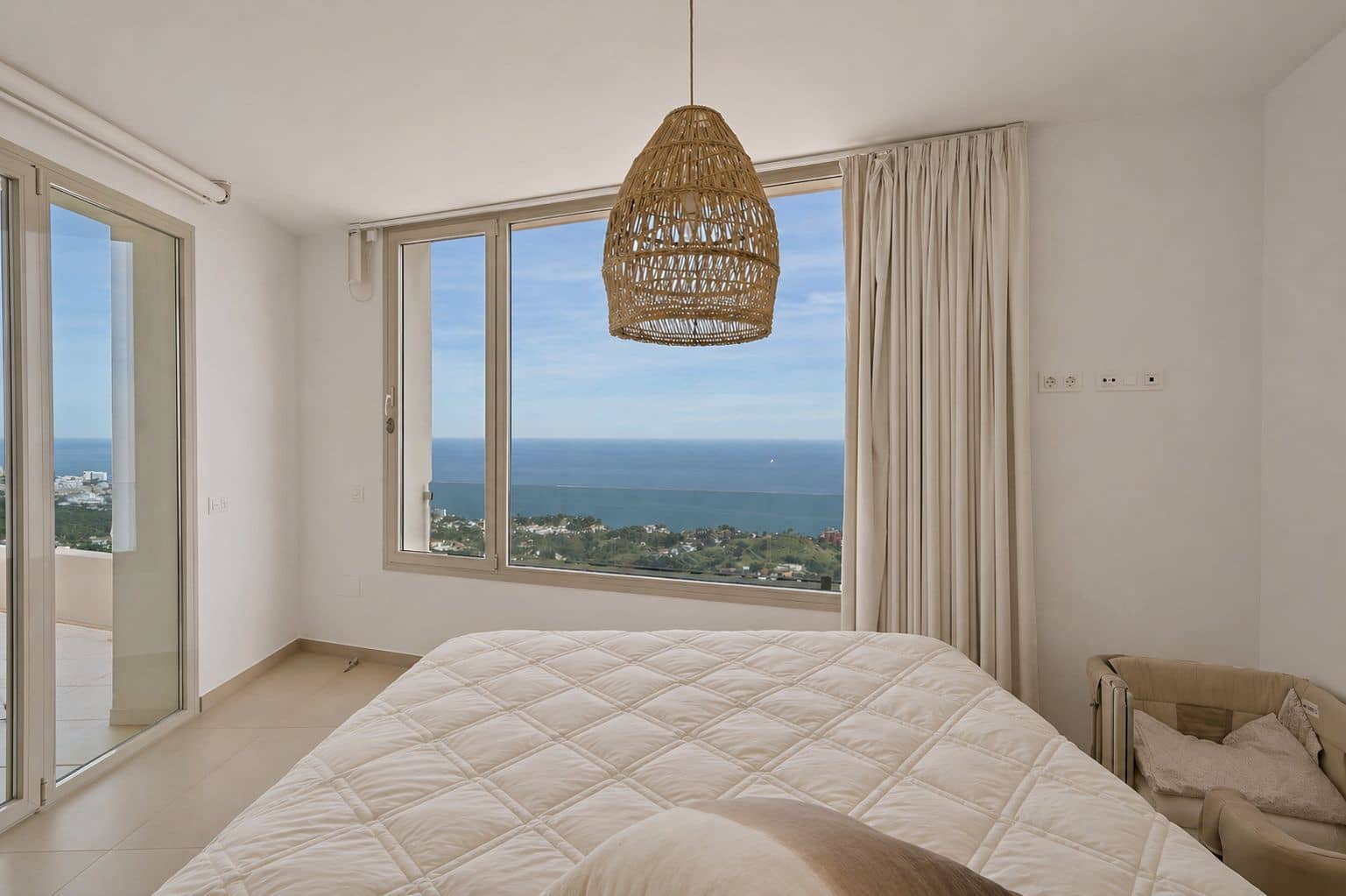 4 Zimmer Penthouse zu verkaufen in Benalmadena mit Pool Garage - 1.225.000 € (Ref: 9806660)
