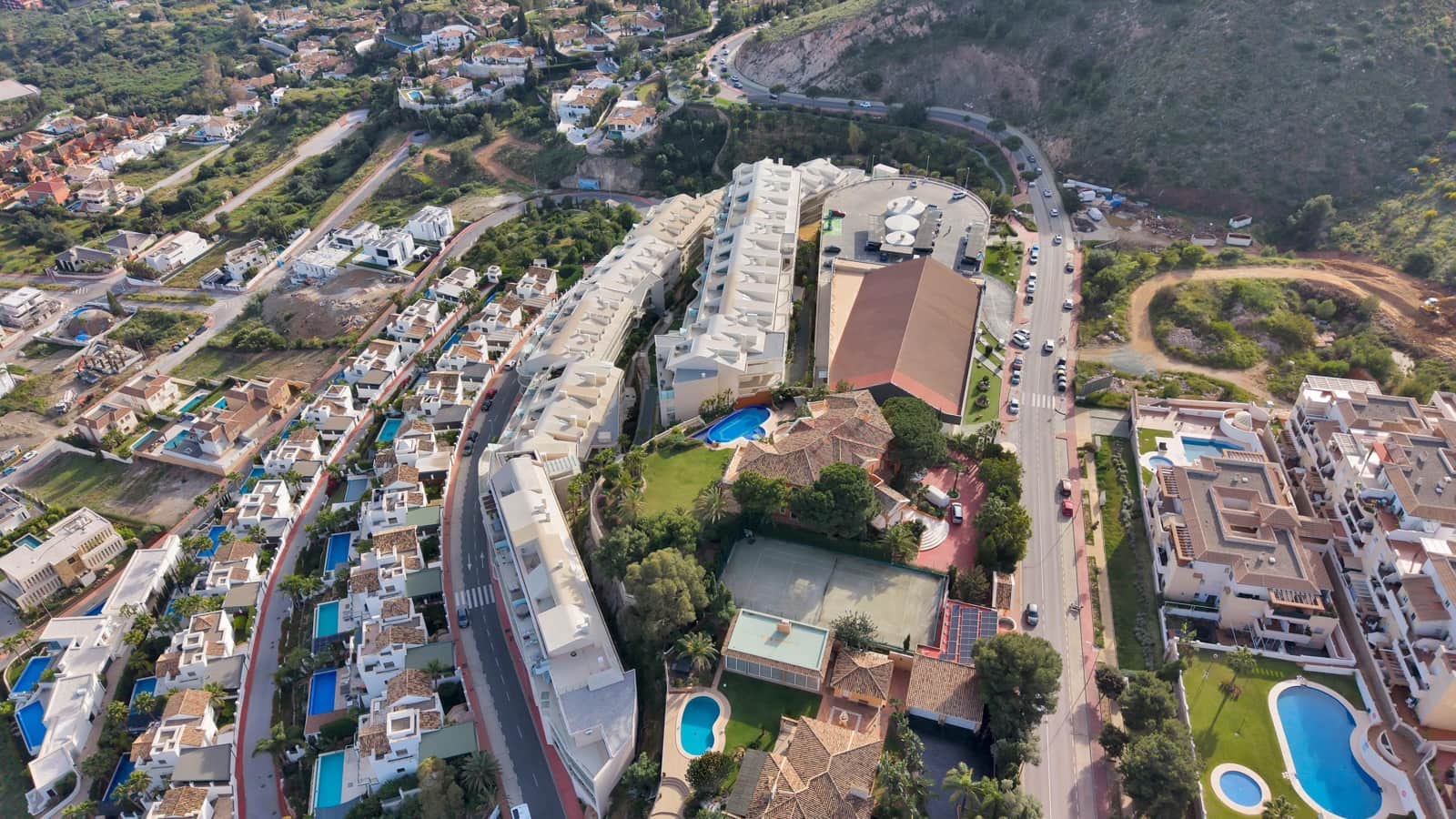 4 Zimmer Penthouse zu verkaufen in Benalmadena mit Pool Garage - 1.225.000 € (Ref: 9806660)