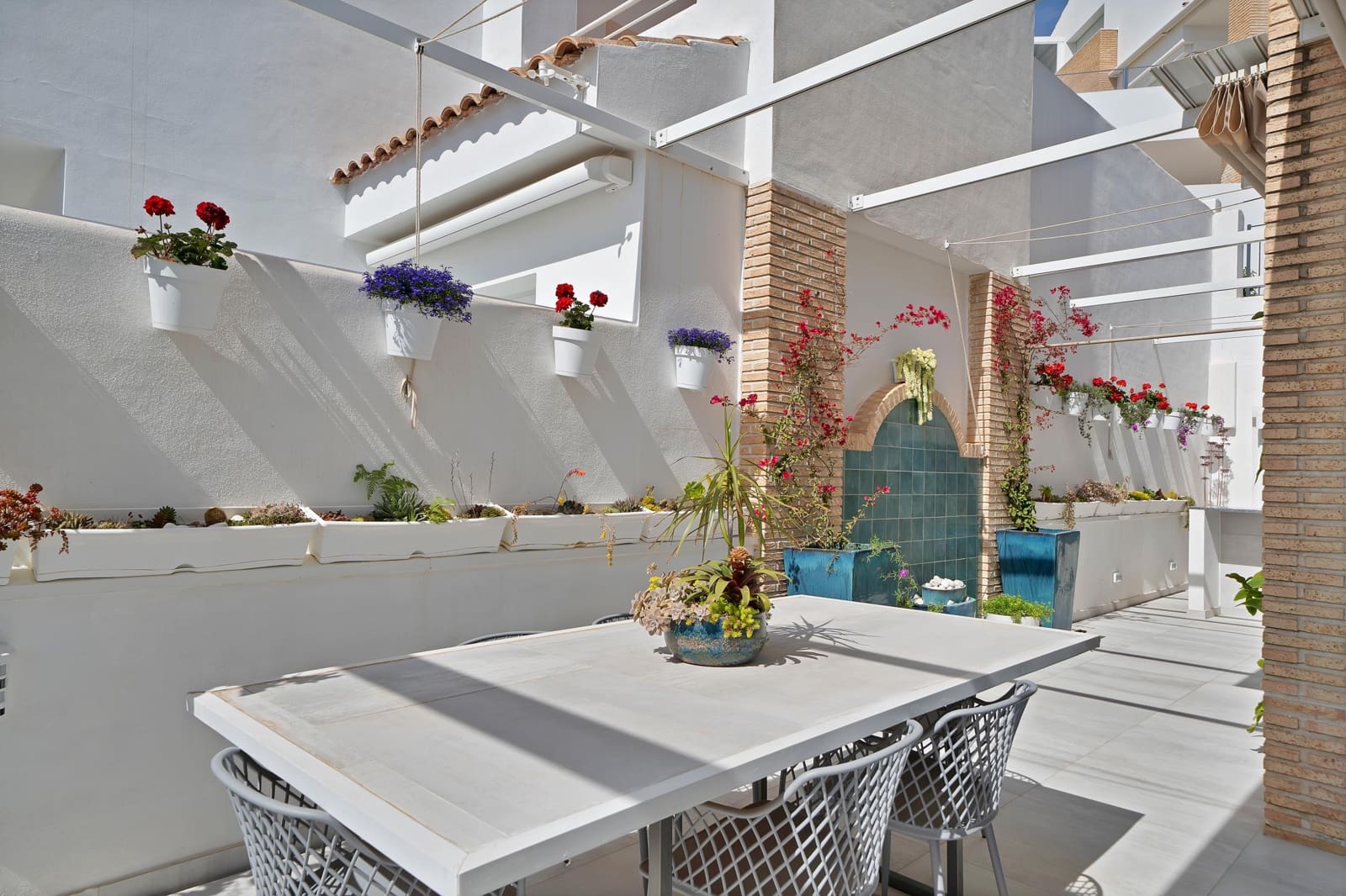 3 makuuhuone Huvila myytävänä paikassa Torremuelle mukana uima-altaan - 1 200 000 € (Ref: 9806661)